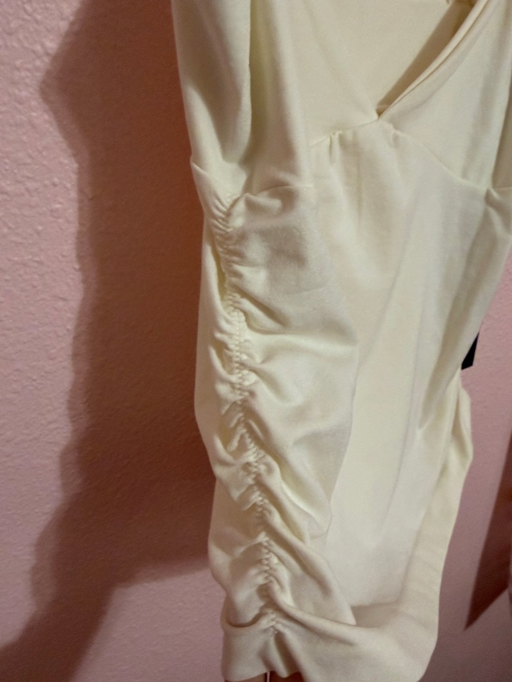 Forever 21 Ruched Sleeveless Top - Picture 4 of 4